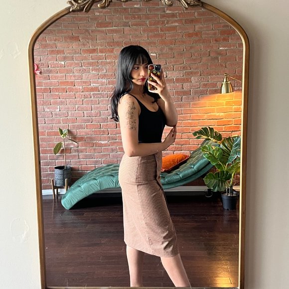 Uniqlo Plaid Print Skirt - Picture 2 of 3